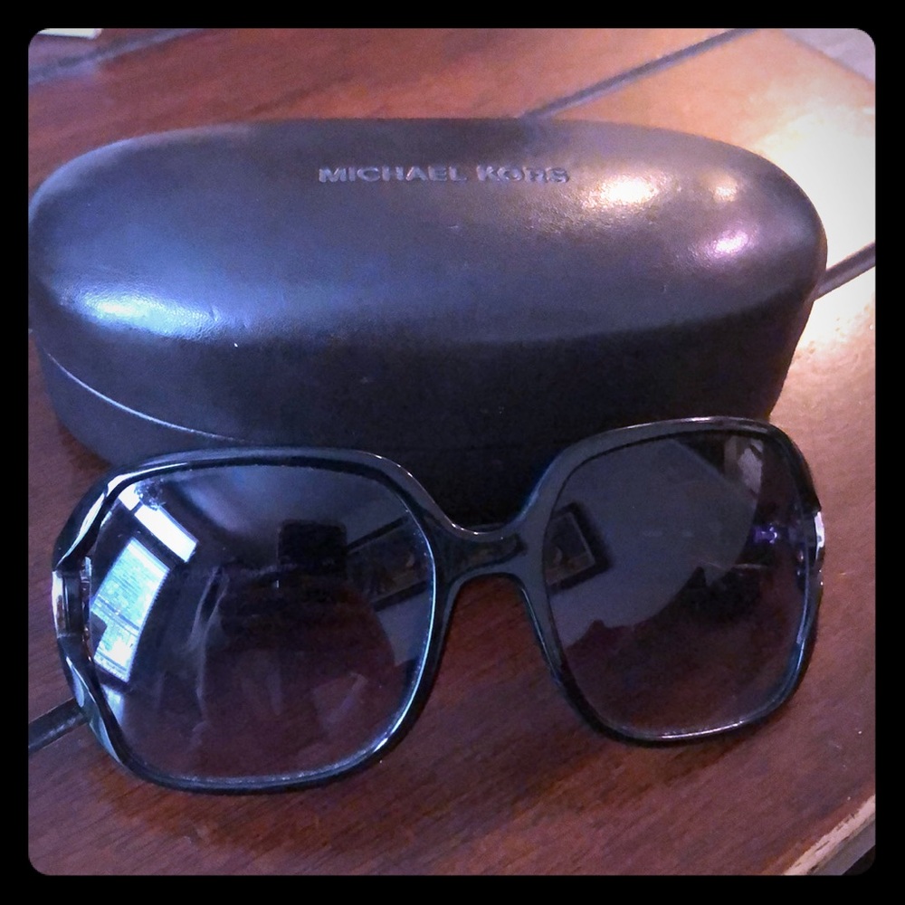 Michael Kors Pippa Sunglasses
